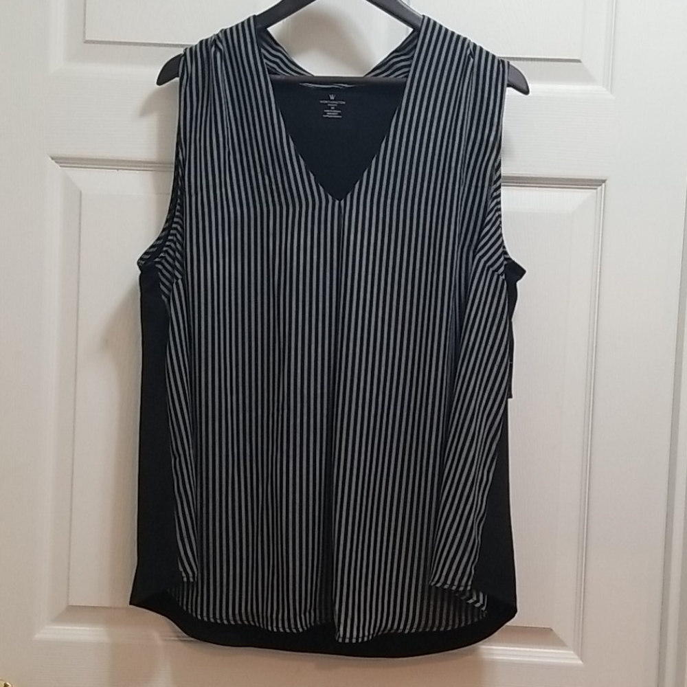 Women's V neck sleeveless blouse size 2X